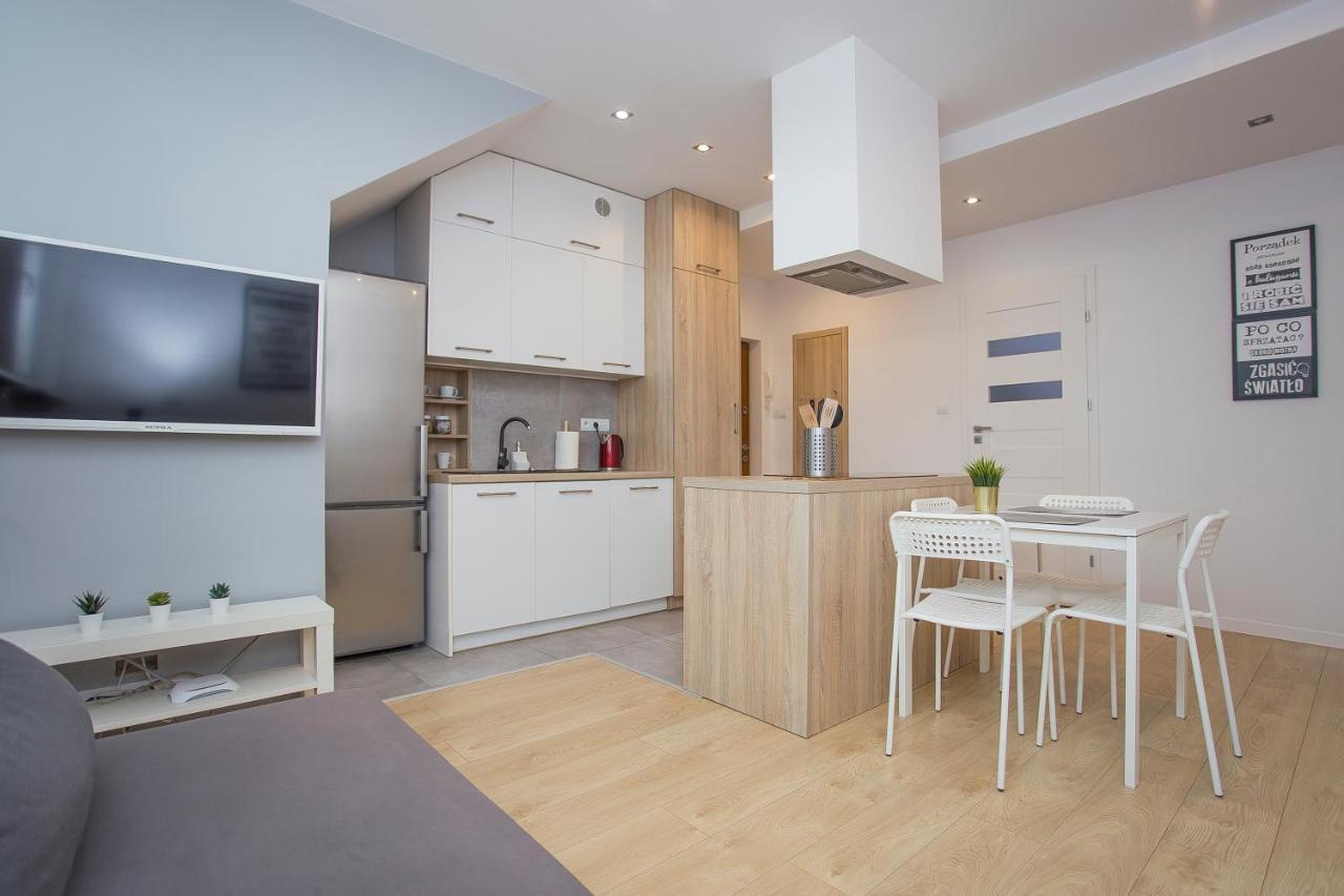 Urban Jungle Apartment In The City Center Białystok Esterno foto